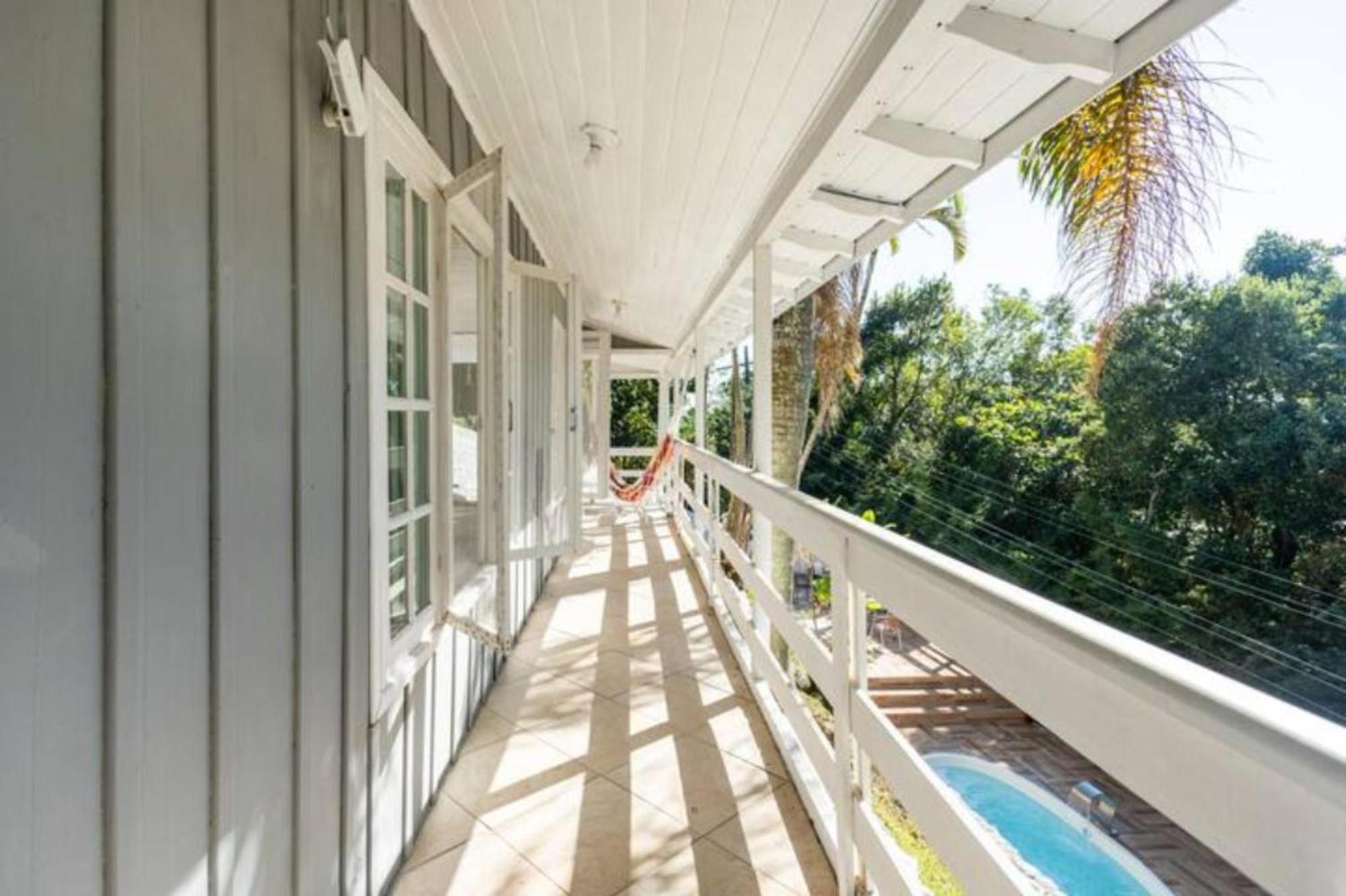 Gray House - Com Piscina Pertinho Do Mar! Villa Palhoca Exterior photo